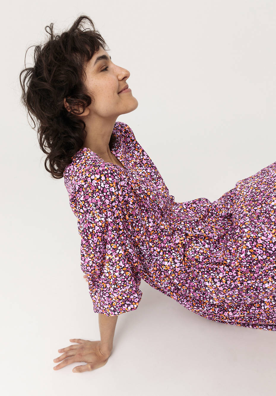 Kleid mit Empire-Linie aus LENZING™ ECOVERO™Viskose