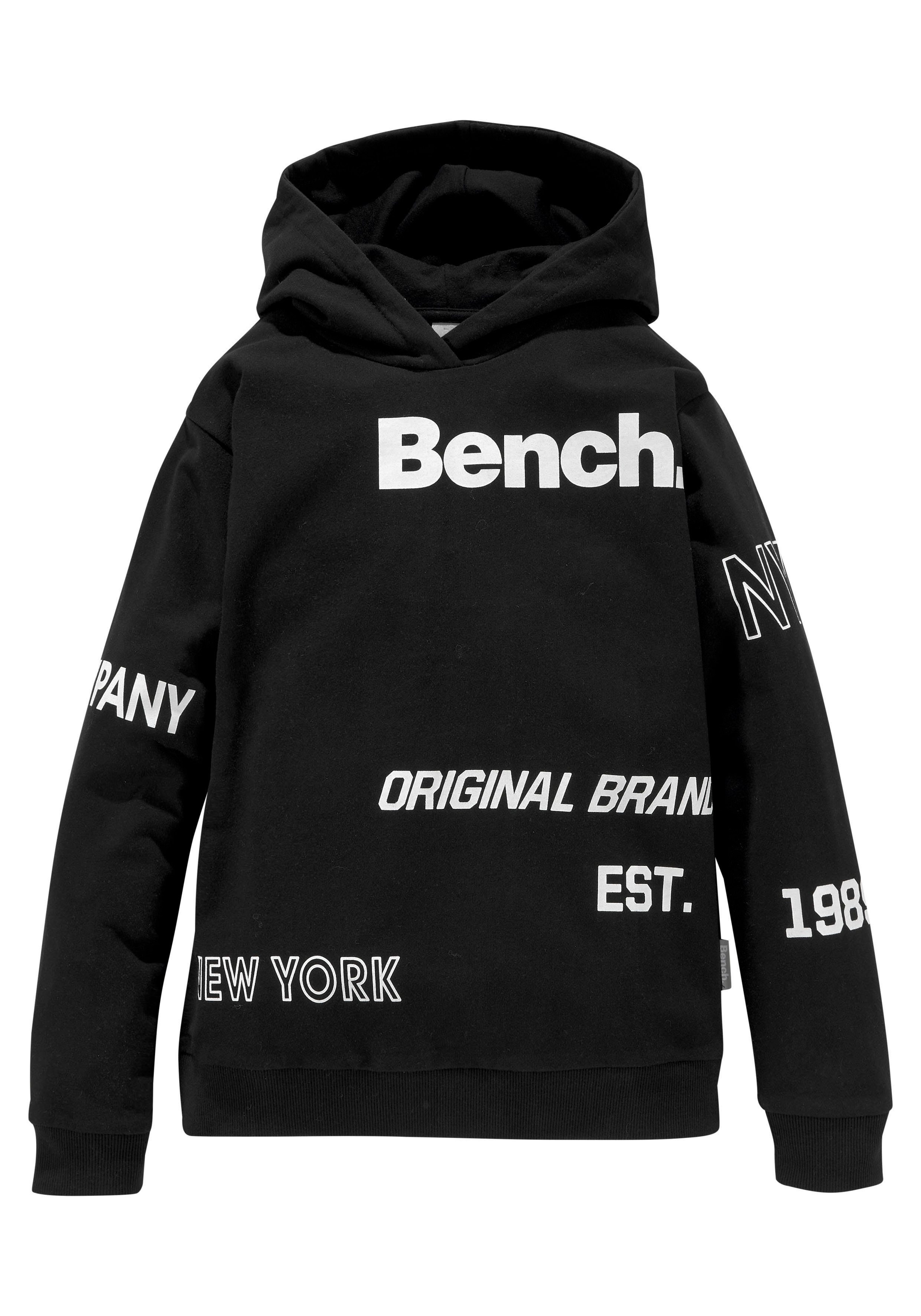 Bench. Kapuzensweatshirt in Boyfriendform
