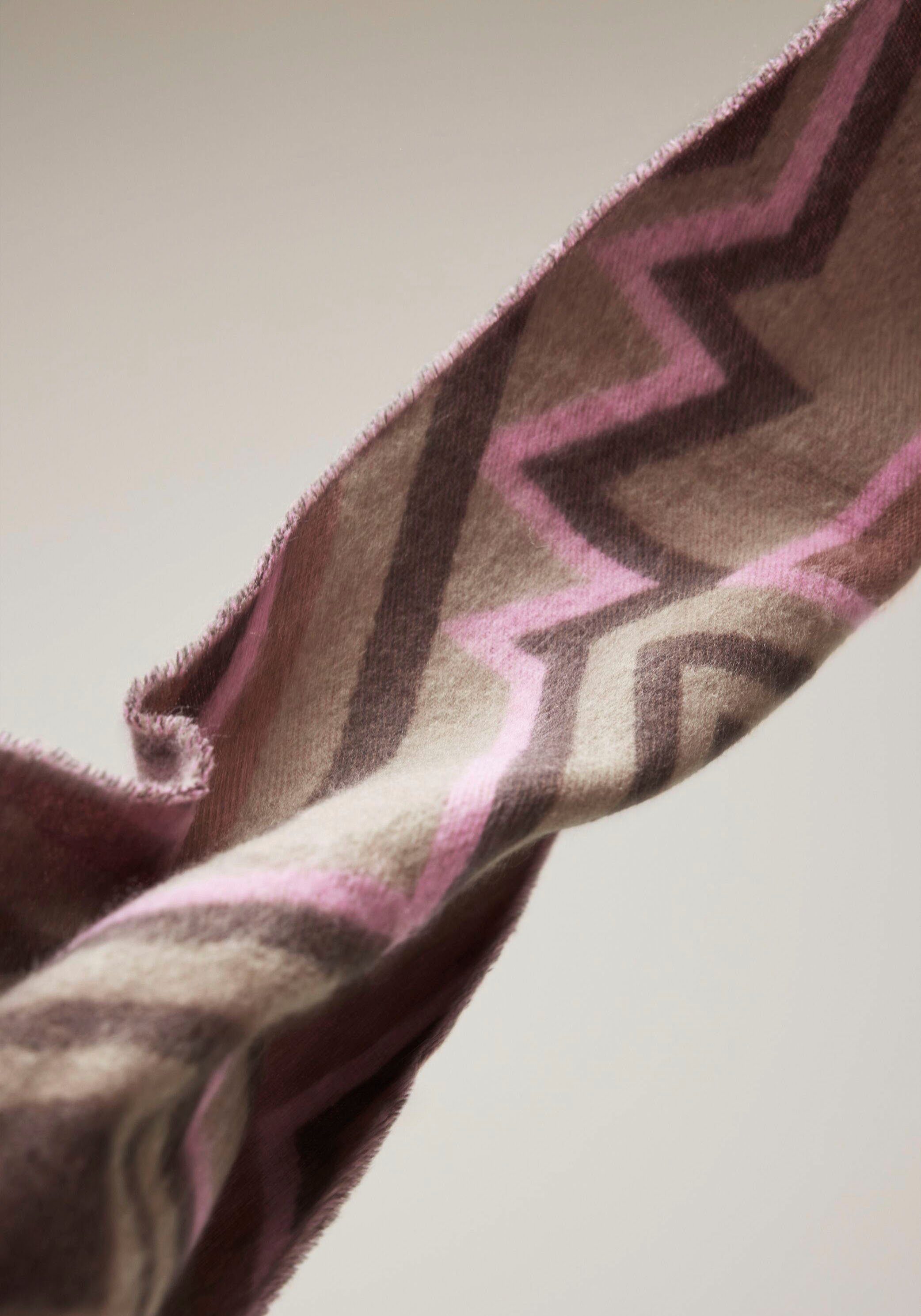 STREET ONE Schal, mit Ikat-Muster
