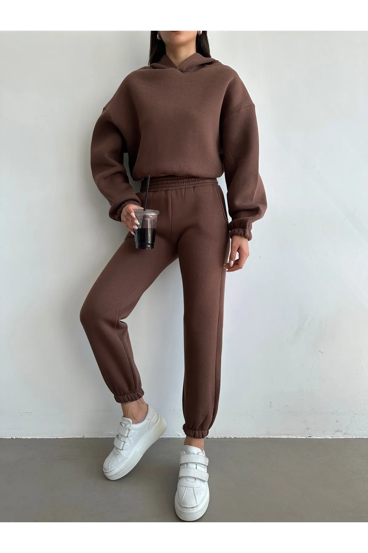 BEJNA  Basic-Trainingsanzug-Set für Damen aus brauner Baumwolle mit Fleece-Innenseite