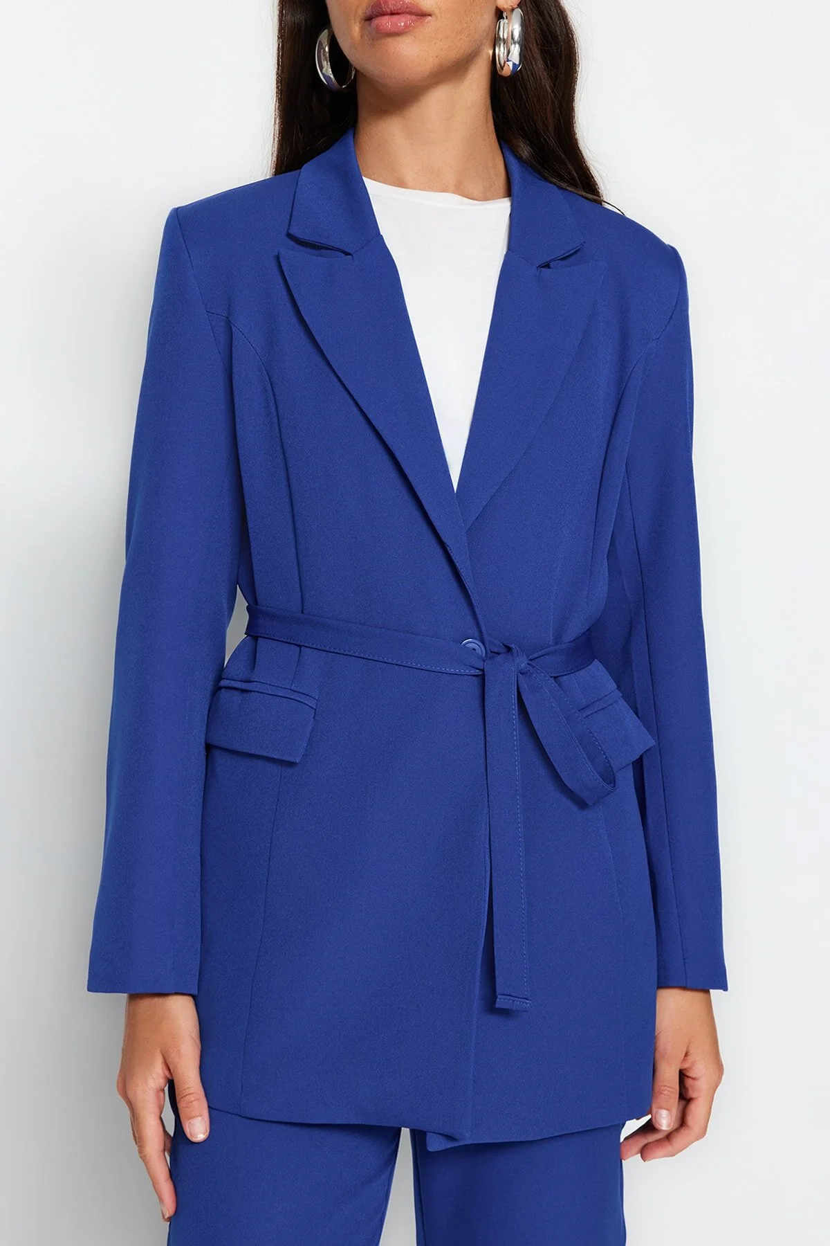 Trendyol Modest  Blauer Anzug aus Crêpe mit Schnürung, detailliertem Futter, Jacke und Hose aus gewebtem Unterteil und Oberteil TCTSS23US00044