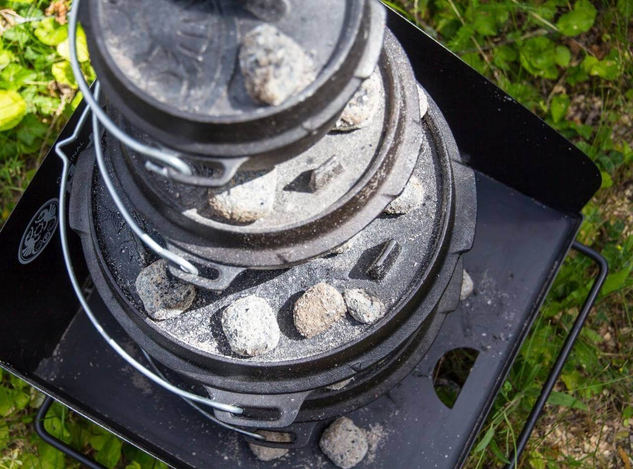 Petromax Tischgrill, Tisch für den Feuertopf