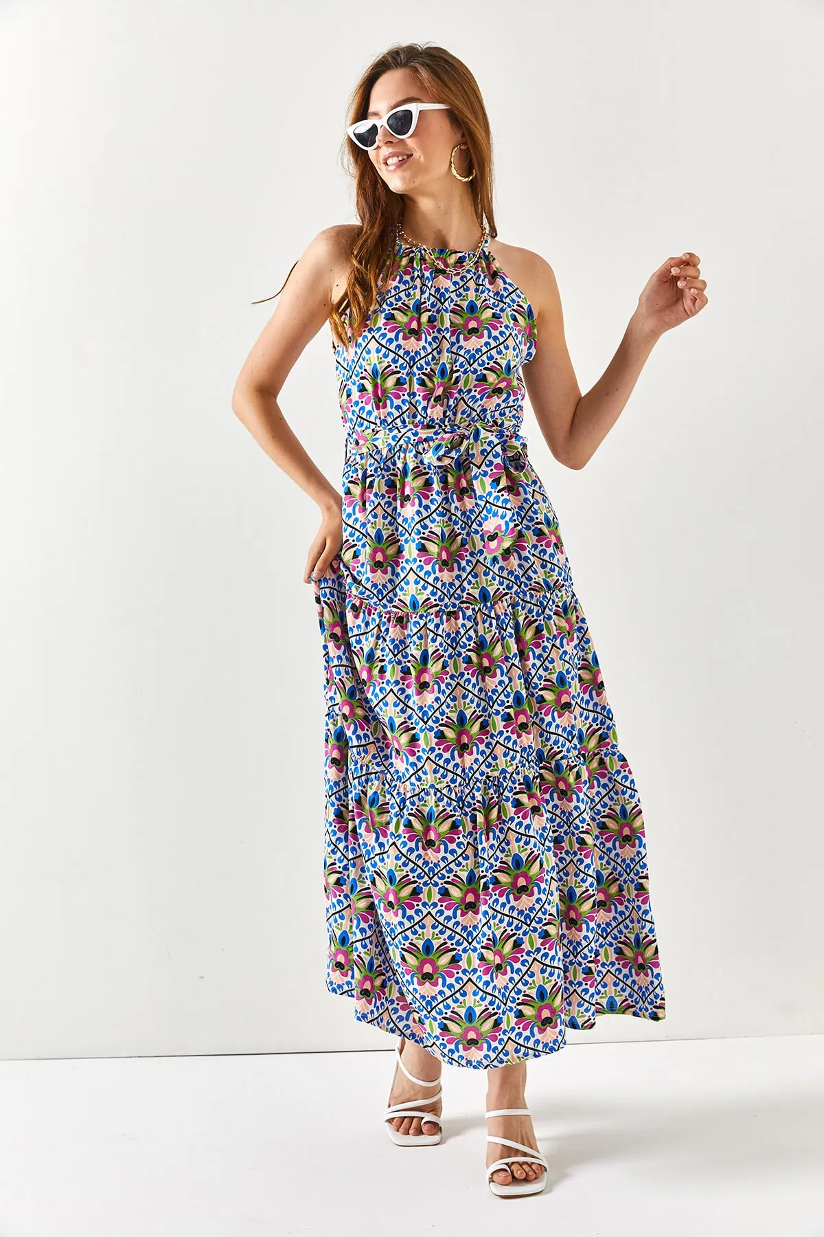 Olalook  Saks Blue Powder Neckholder-Kleid aus gewebtem Viscon mit Gürtel und Gürtel ELB-19001548 für Damen