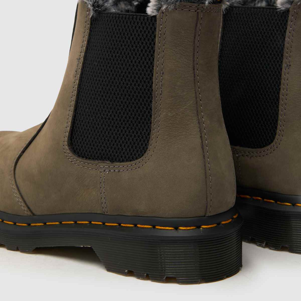 Dr Martens 2976 Leonore – Grå pälsfodrade stövlar