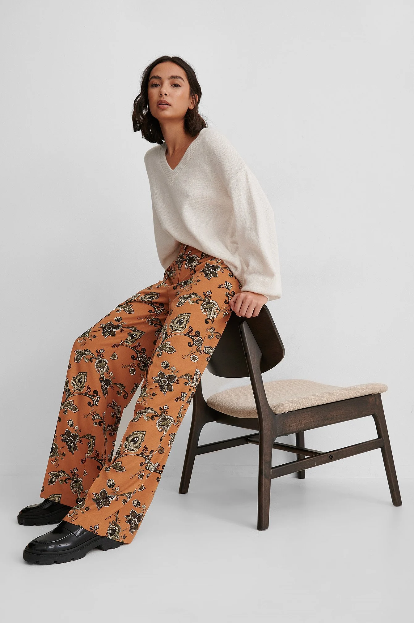 Recycelte Anzughose mit hoher Taille