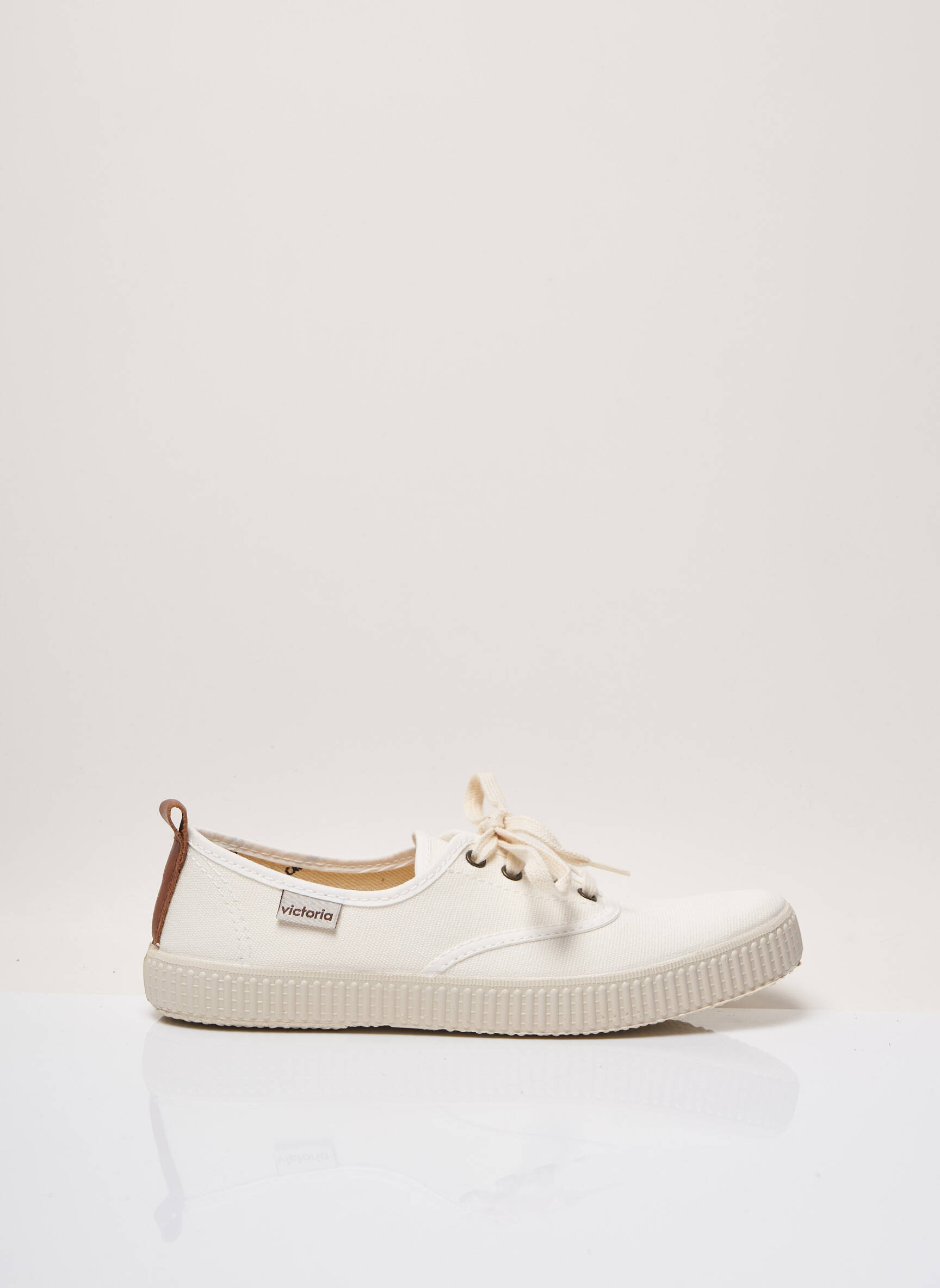 Victoria Baskets Femme couleur beige
