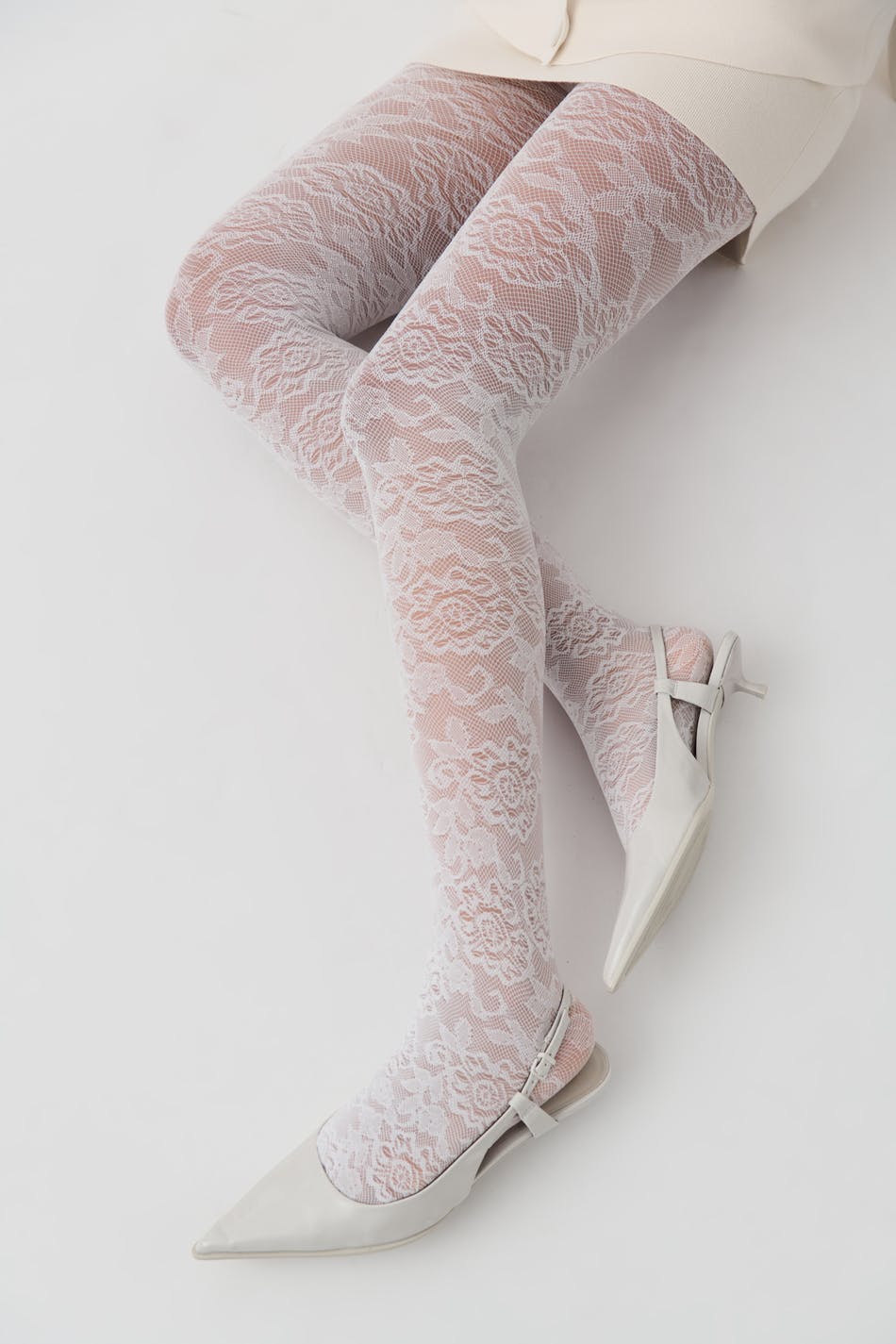 Lace tights