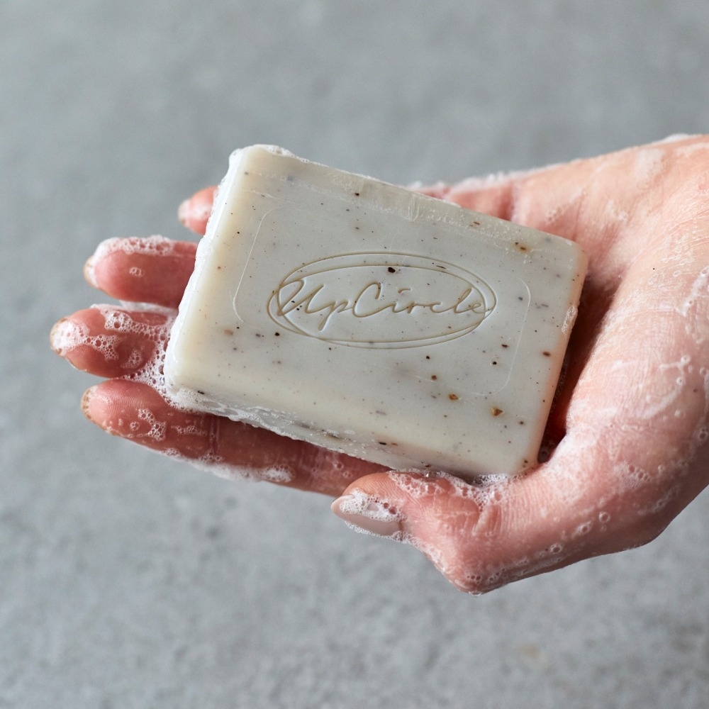 upcircle Care: Fennel & Cardamom Chai Soap Bar Care: Soin Corps