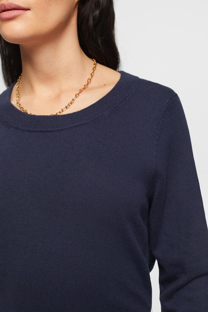 Fein gewebter Pullover