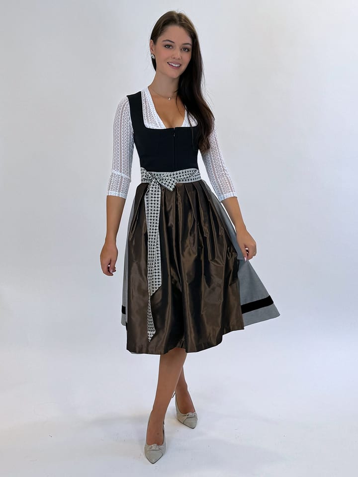 Schmuckstück by Alpenherz Dirndl 