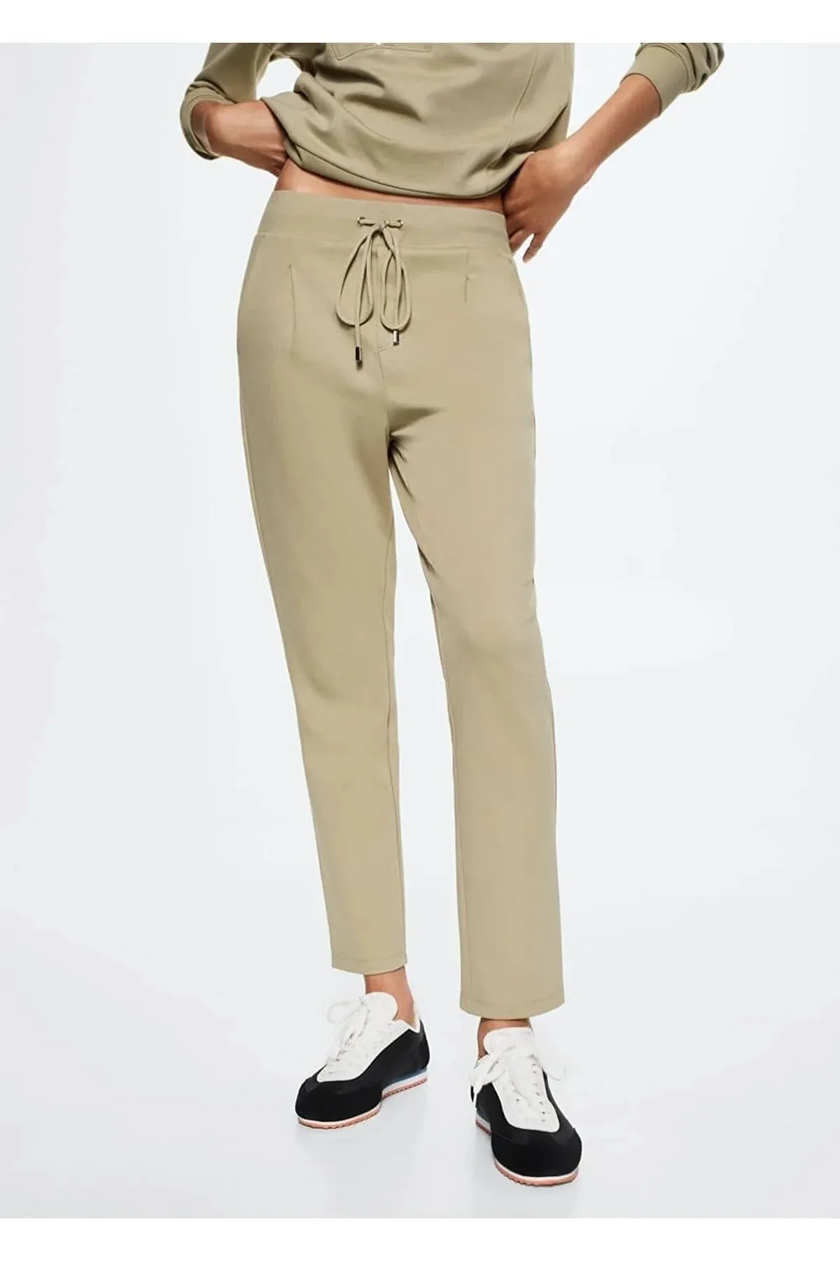 MANGO  Khakifarbene Damenhose 37073839