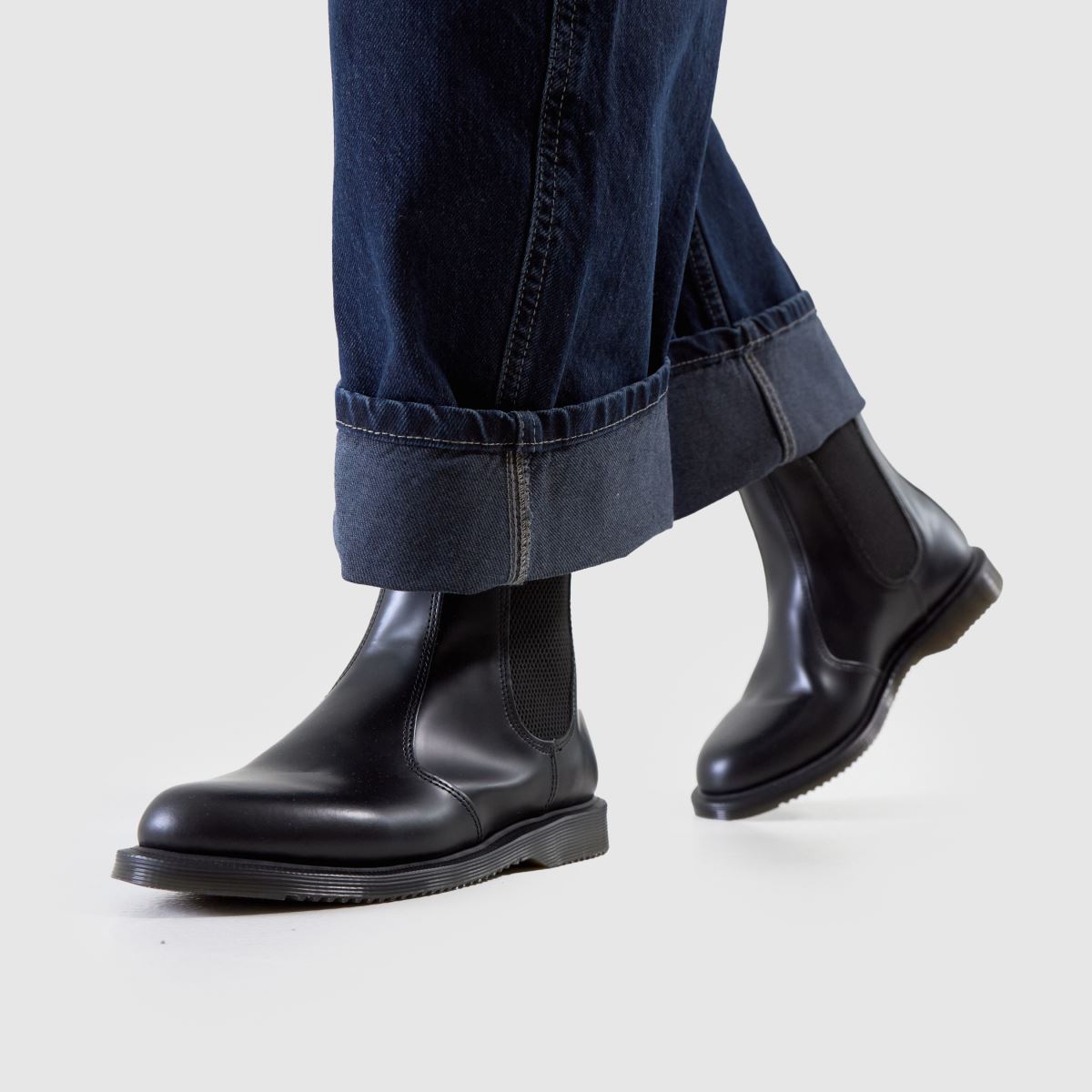 Dr Martens – Flora – Svarta chelsea-stövlar
