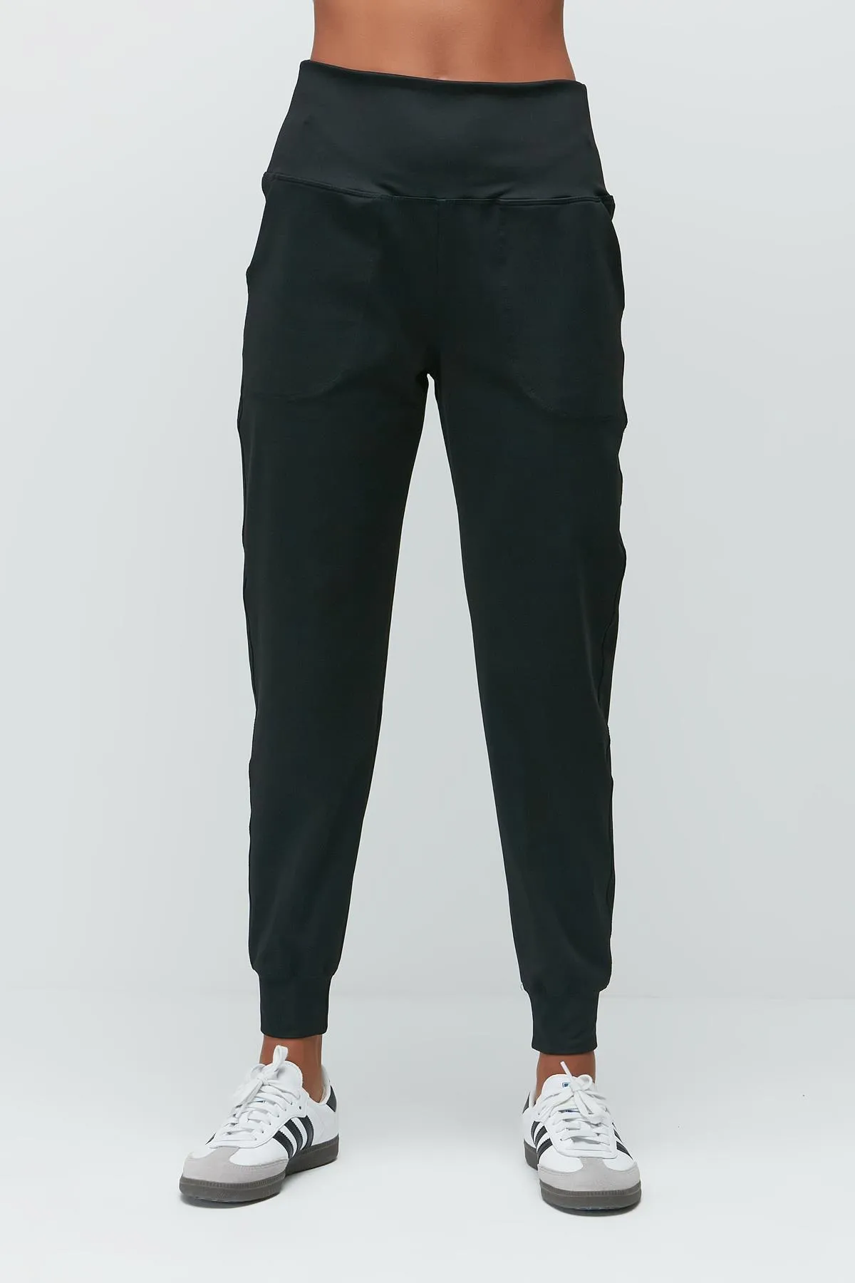C&City  Jogginghose mit hohem Bund und Bündchen am Bein, 811 Schwarz