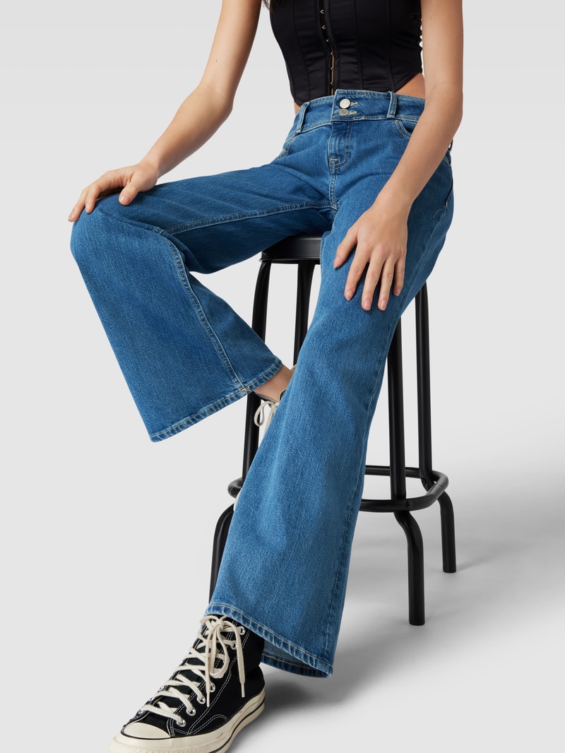Flared Cut Jeans mit Label-Detail Modell 'SOPHIE' in jeans