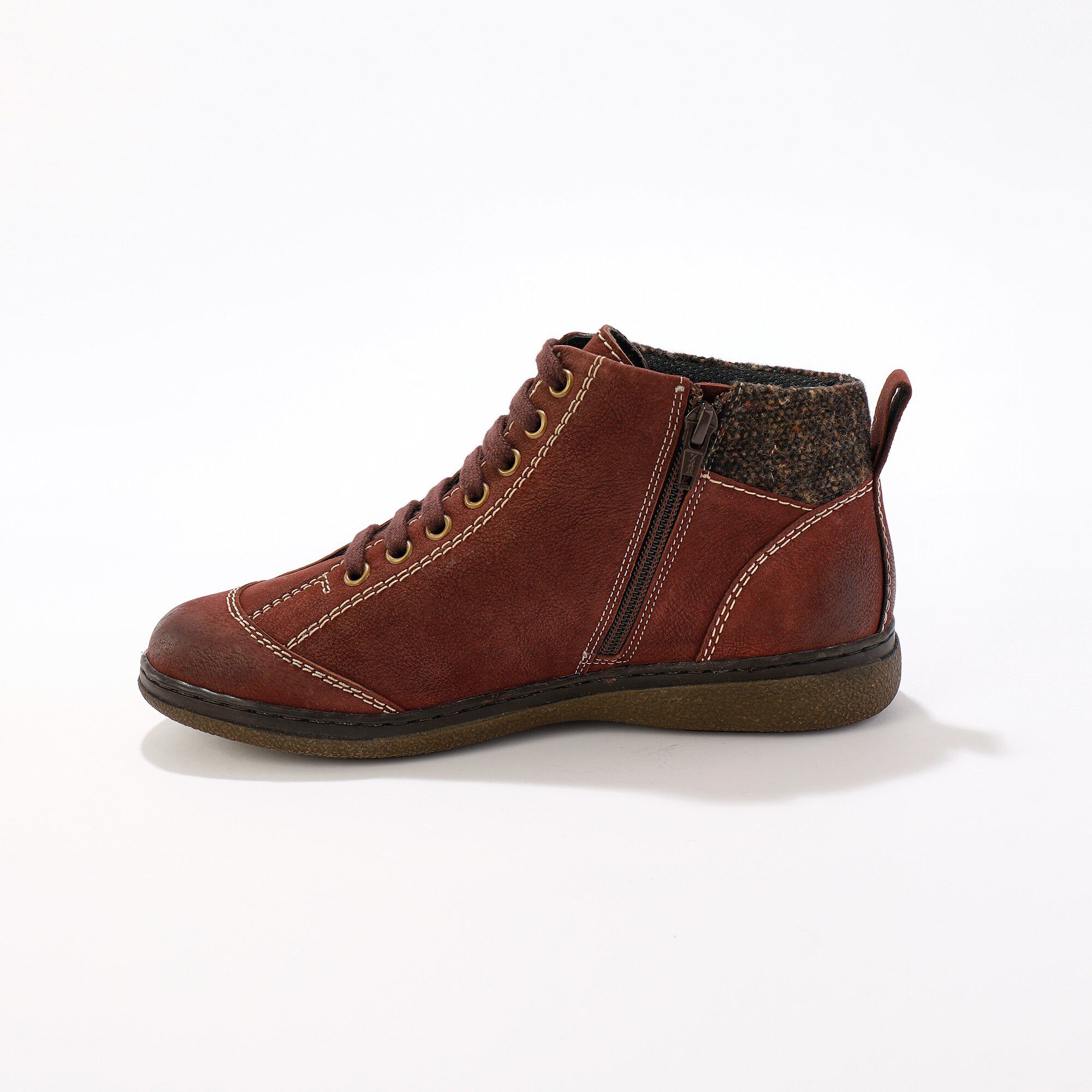 Boots détente lacées et zippées en cuir