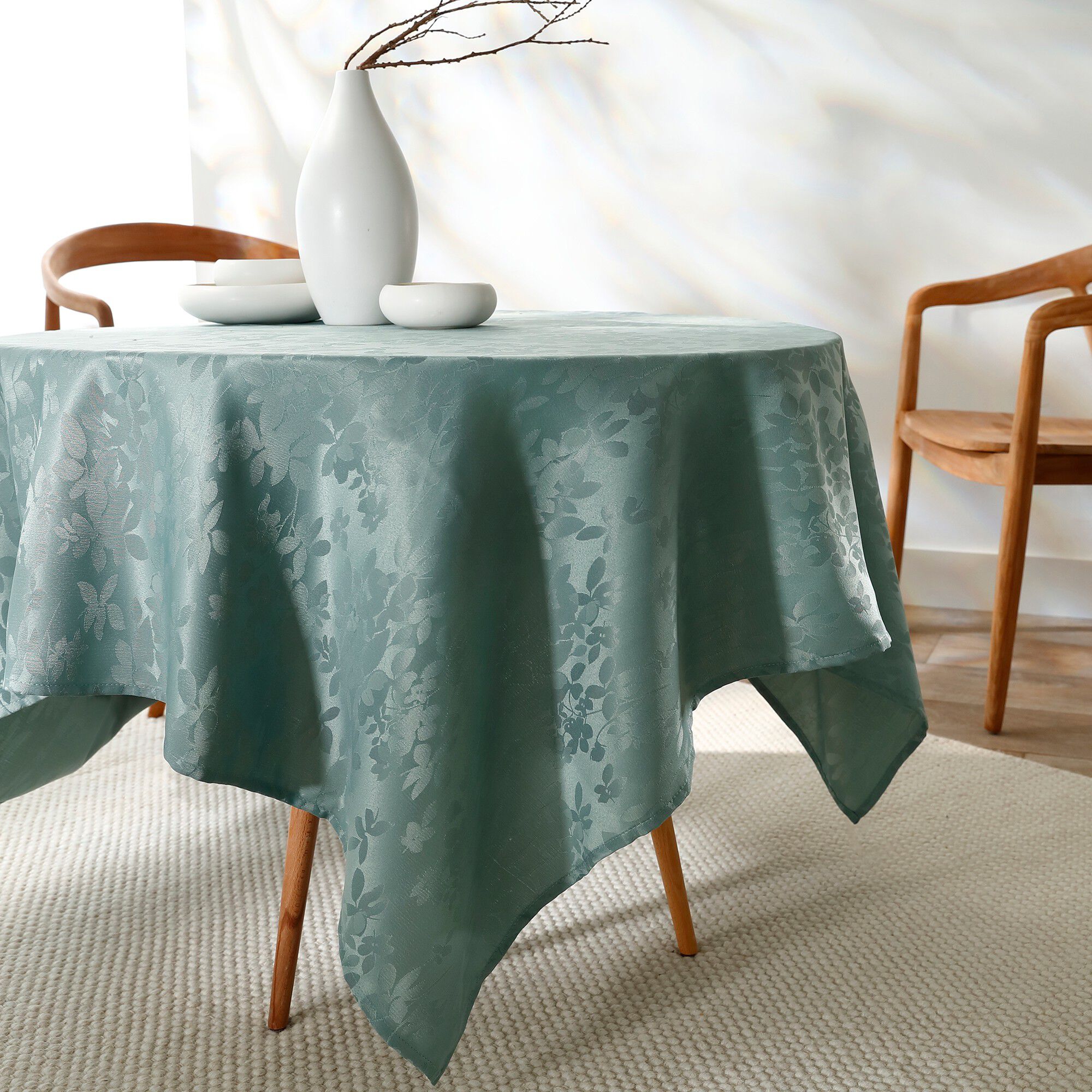 Nappe damassée feuillages Colombine
