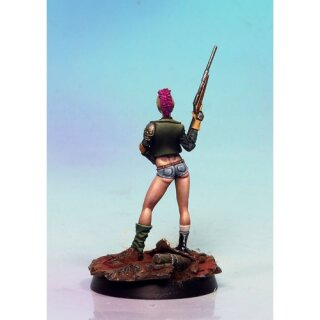 Female Badass (leather armour, bow and small blade)