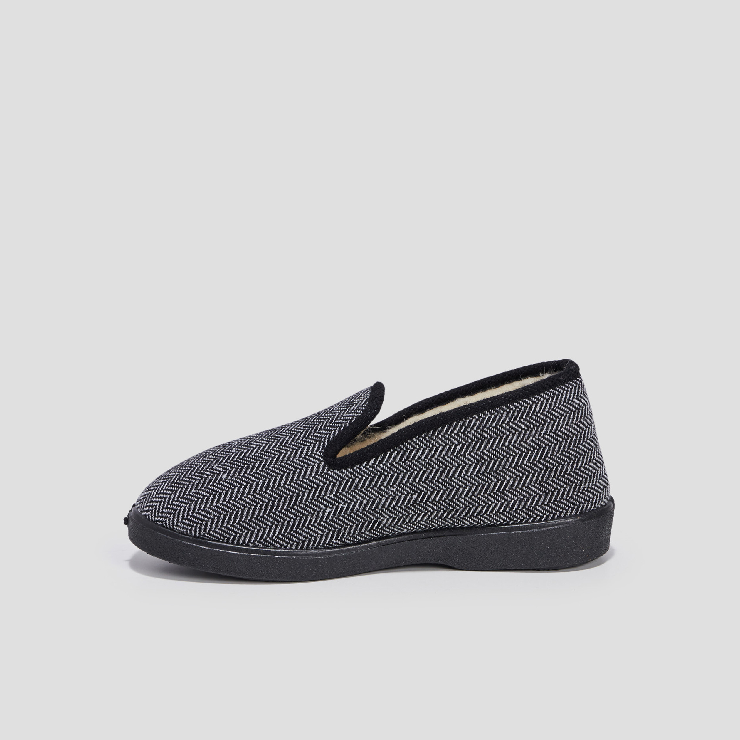 Chaussons charentaises noir homme | La Halle