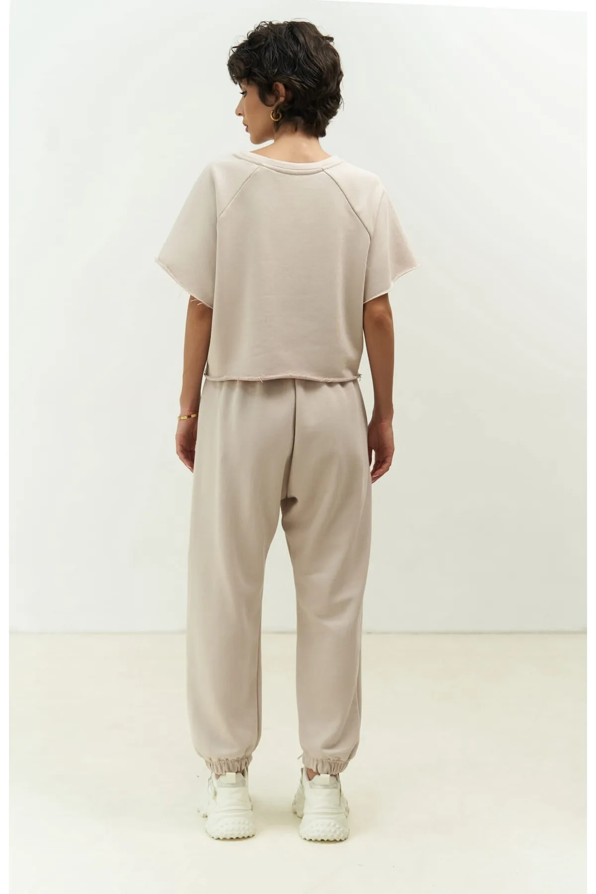 MAİ COLLECTİON  Vero Beige Crop-Trainingsanzug-Set