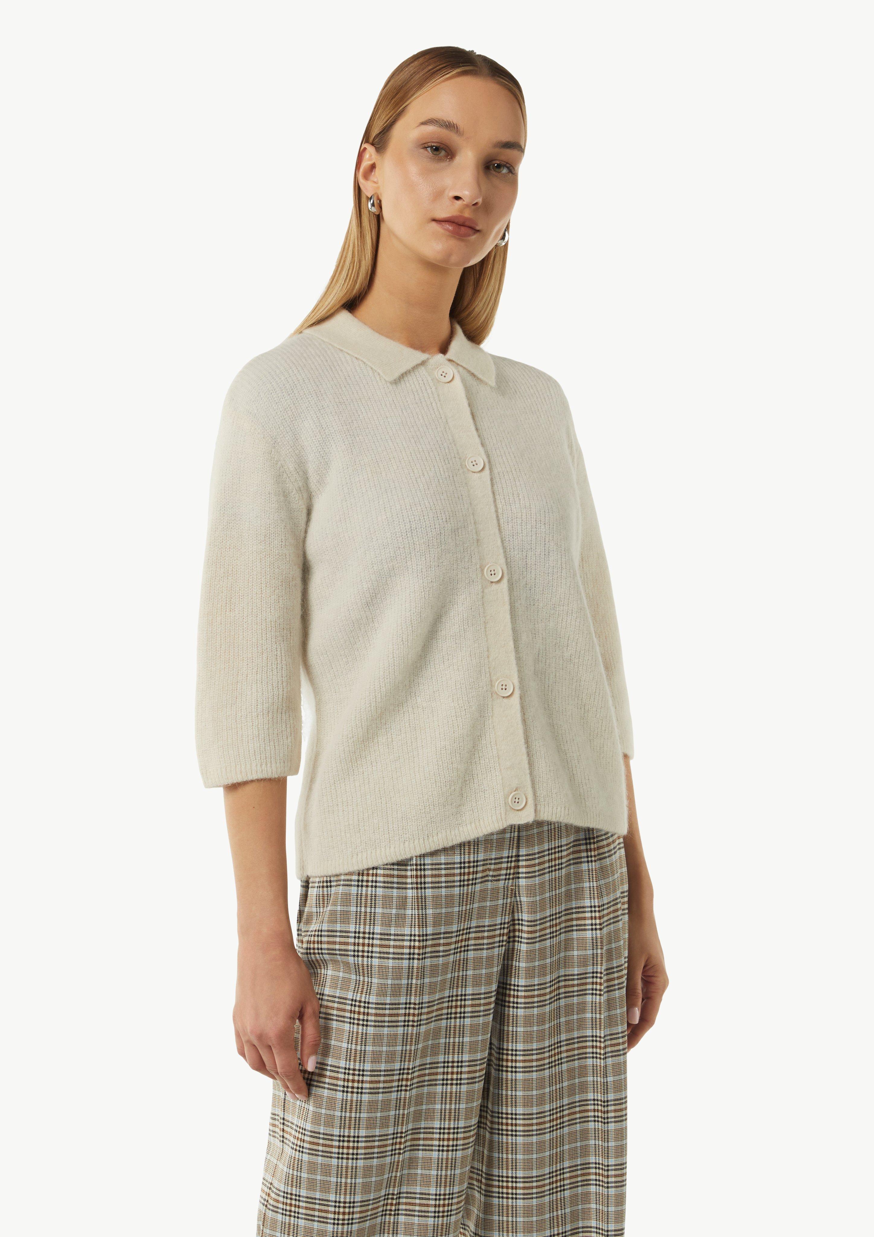 Strickjacke mit Polokragen und Knöpfen - helles beige