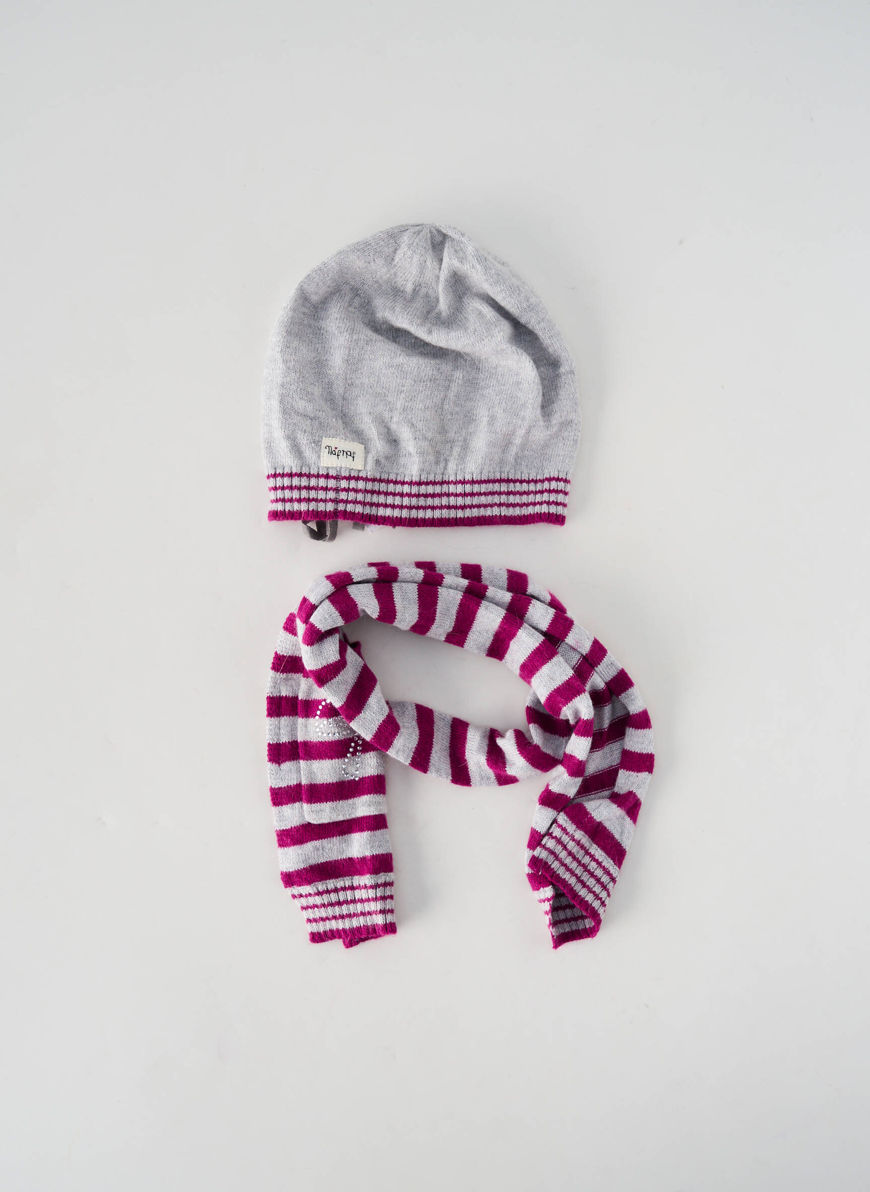 Naf Naf Bonnets Fille couleur gris