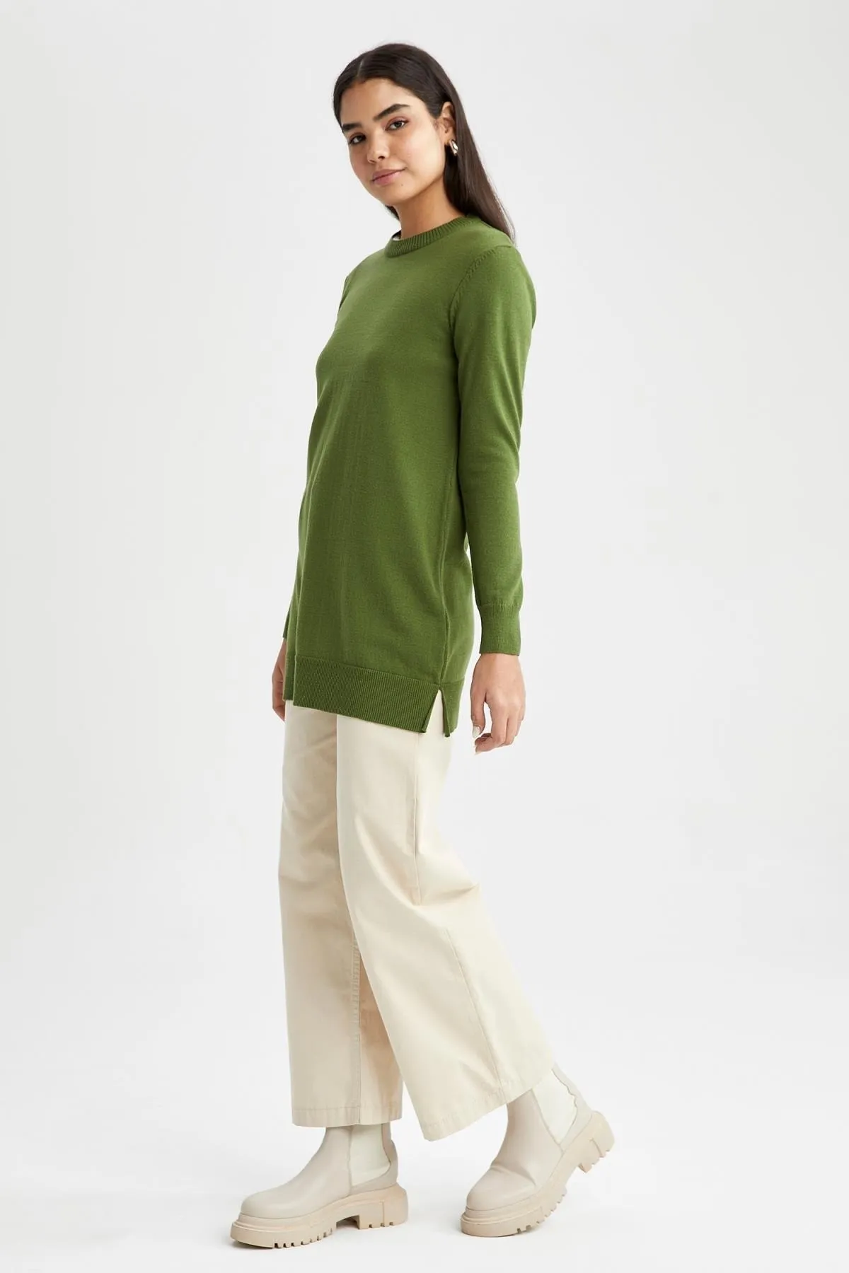 DeFacto  Basic-Tunika mit normaler Passform und extraweicher Strickware
