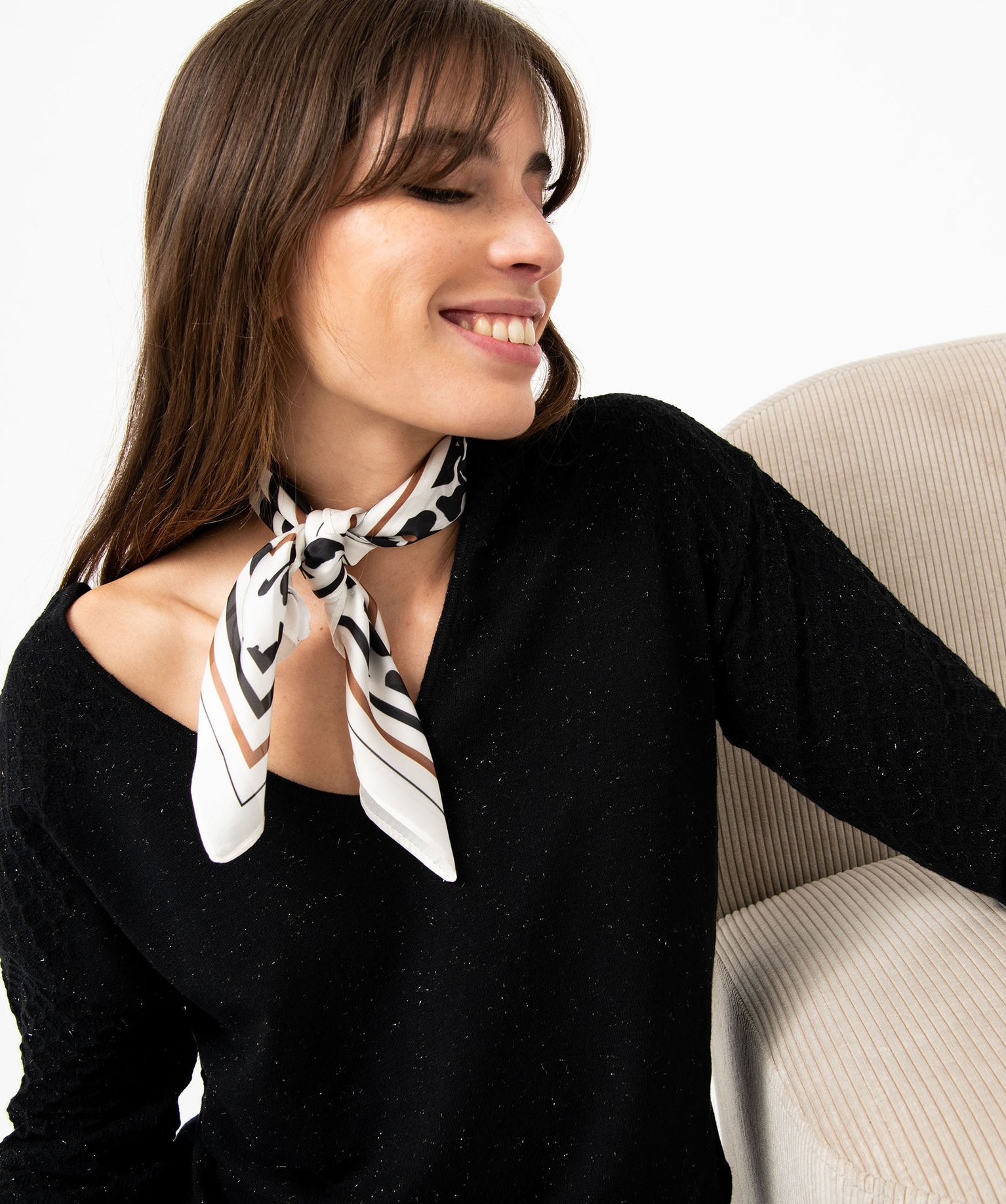 Pull avec double col V et manches fantaisie femme noir | GEMO