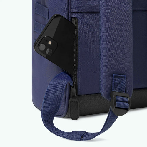 Adventurer Large Backpack Dusseldorf purple