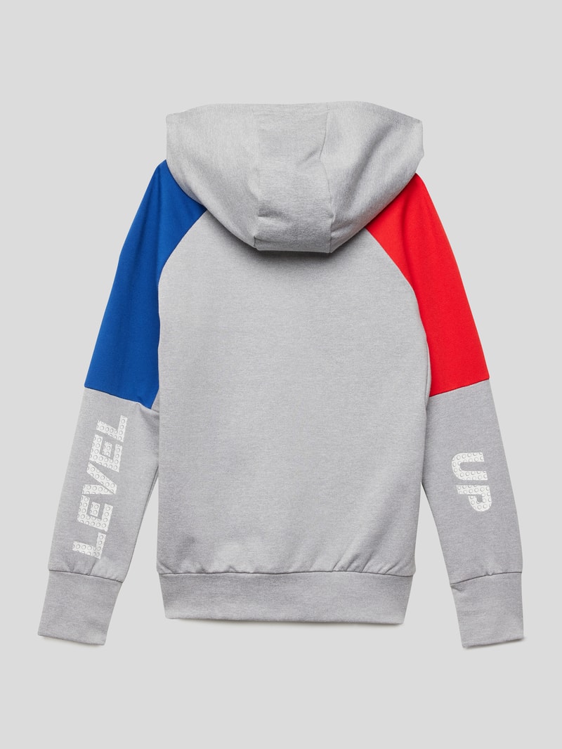 Hoodie mit Motiv-Patch in mittelgrau meliert