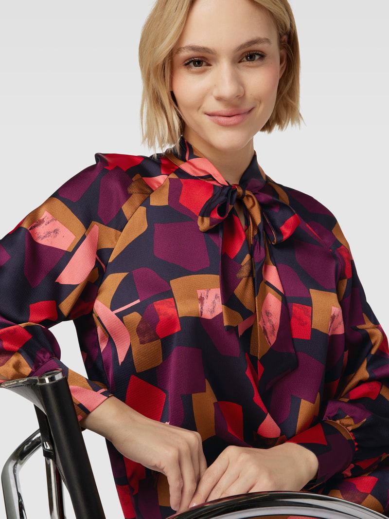 Schluppenbluse mit Allover-Muster in rot