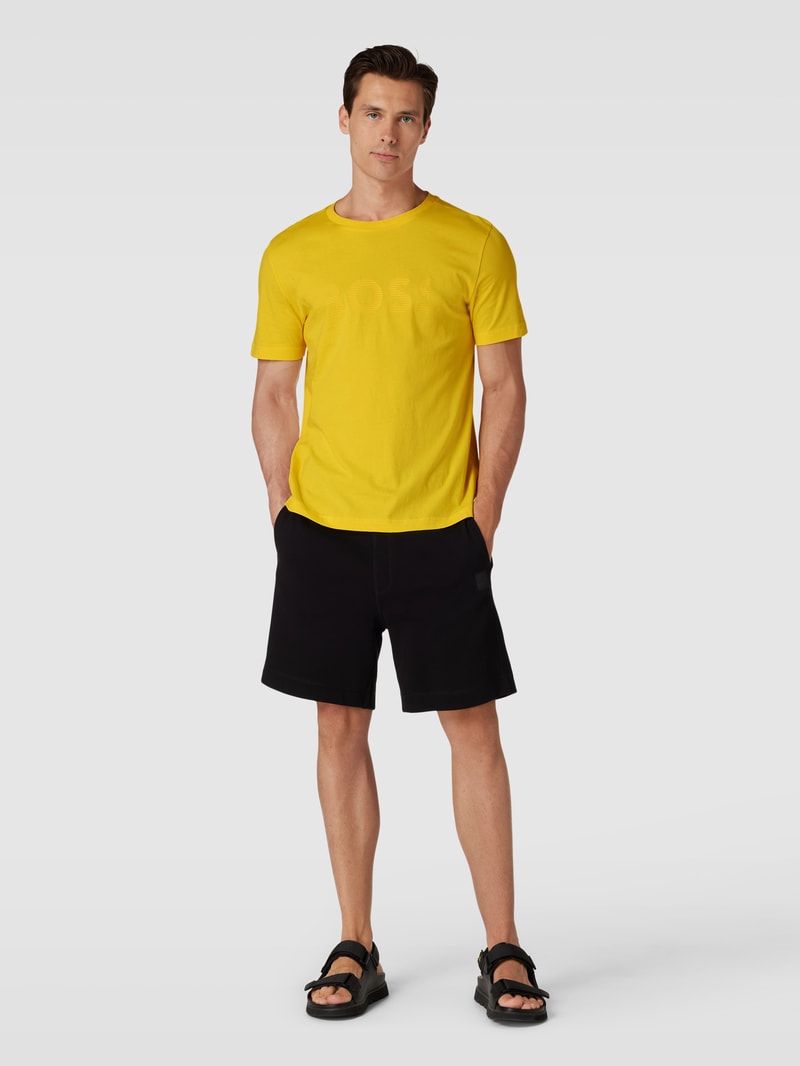 T-Shirt mit Label-Print in gelb
