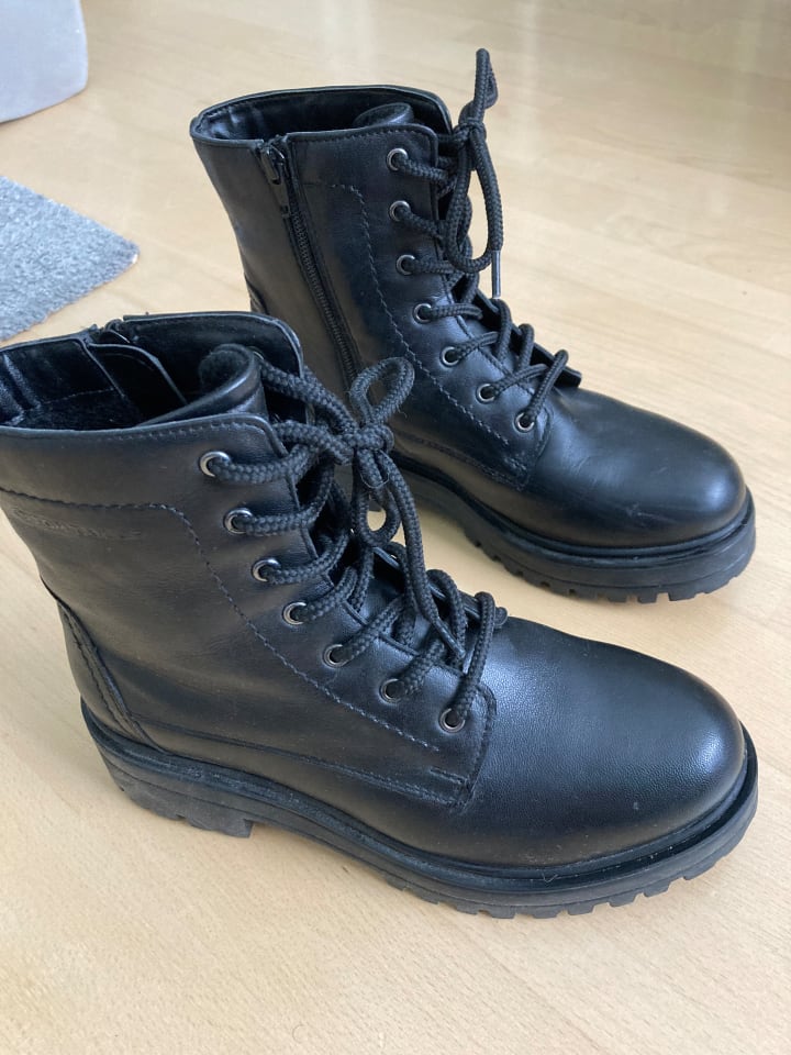 Tom Tailor Boots in Schwarz günstig kaufen 37
