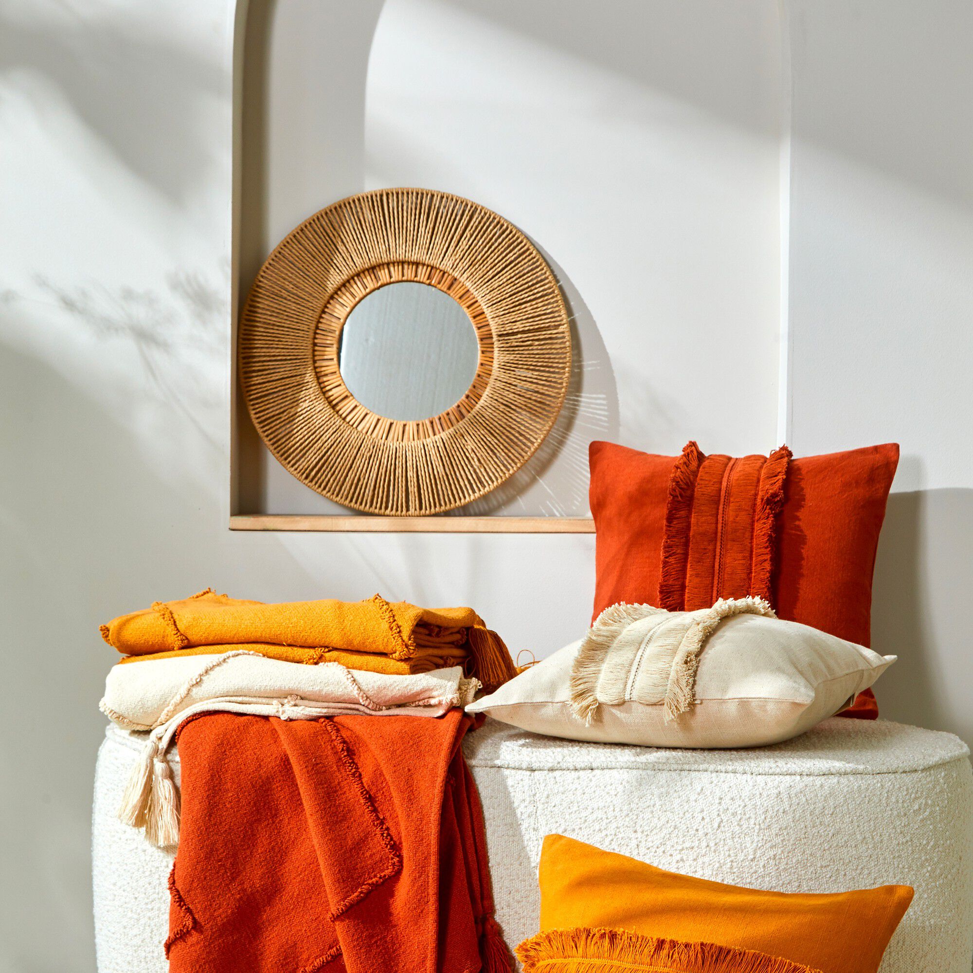 Miroir rond en rotin