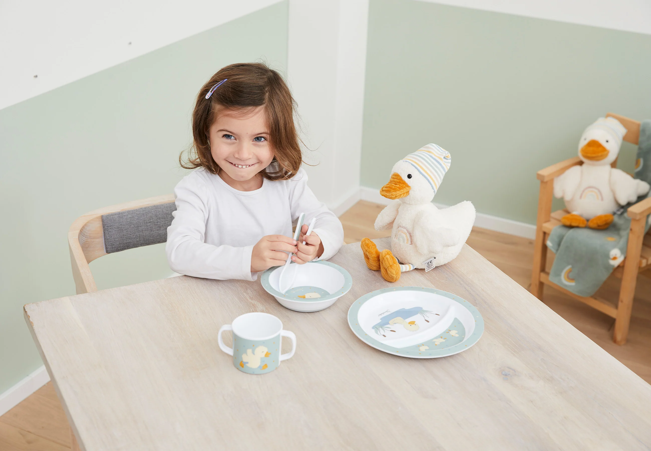 Kuscheltier Ente Ente Edda in cremweiß, mit Rassel