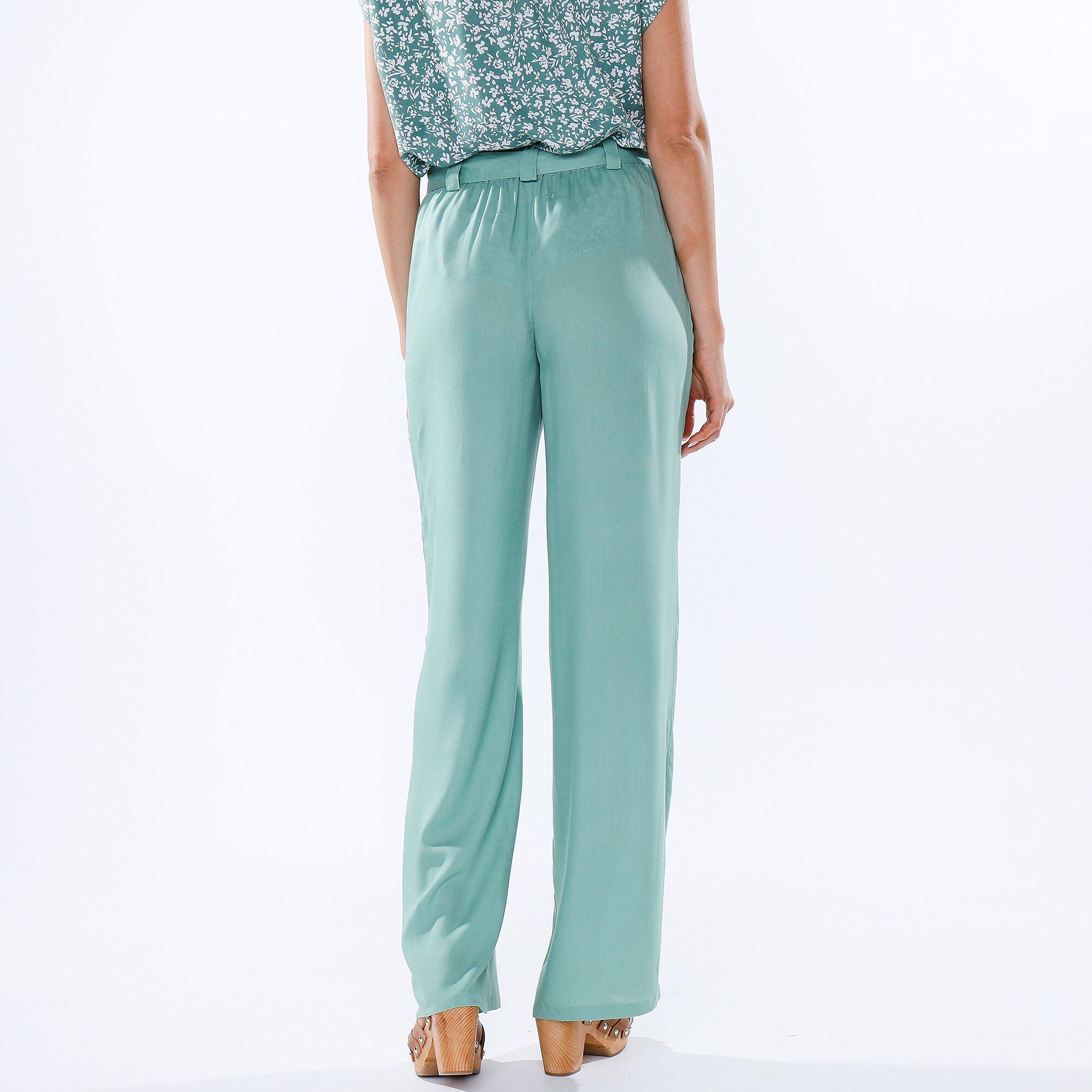 Pantalon large ceinturé uni