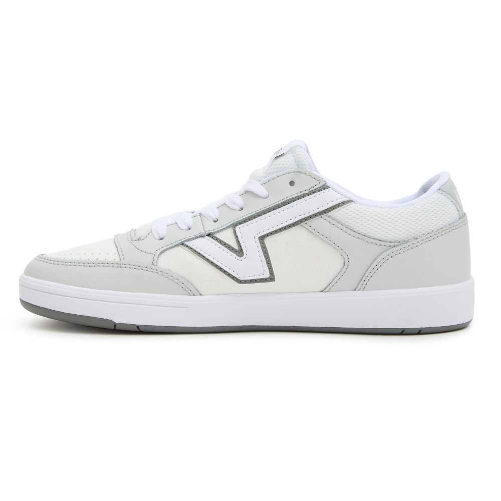 Vans Lowland VN0A7TNLBGF1 / grau
