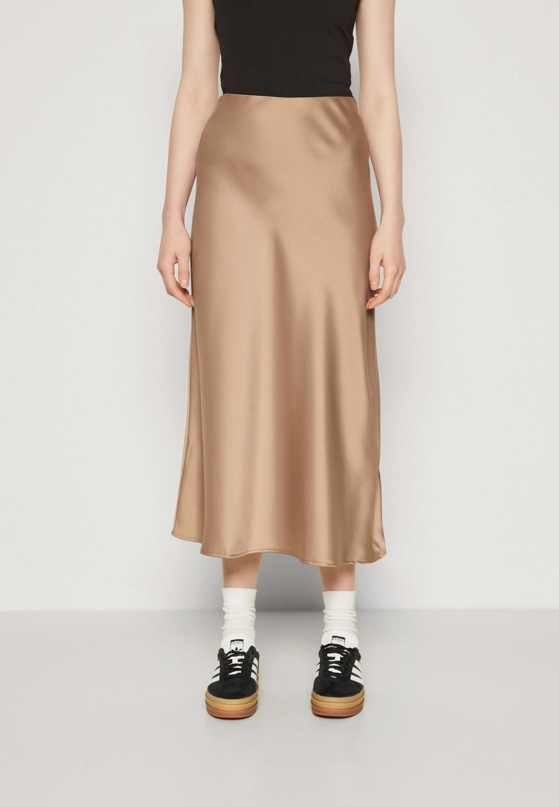 YAS Tall YASPELLA MIDI SKIRT - Falda campana