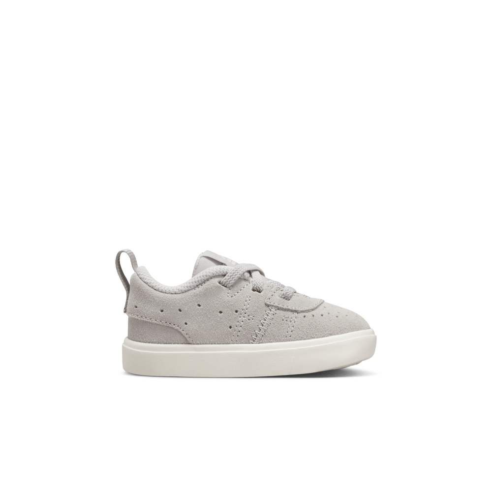 NIKE JORDAN Series ES ALT DR6444-002 / grau