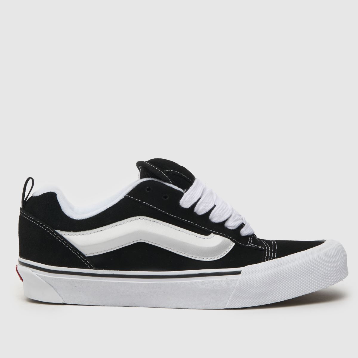 Vans knu skool sneakers i svart och vitt