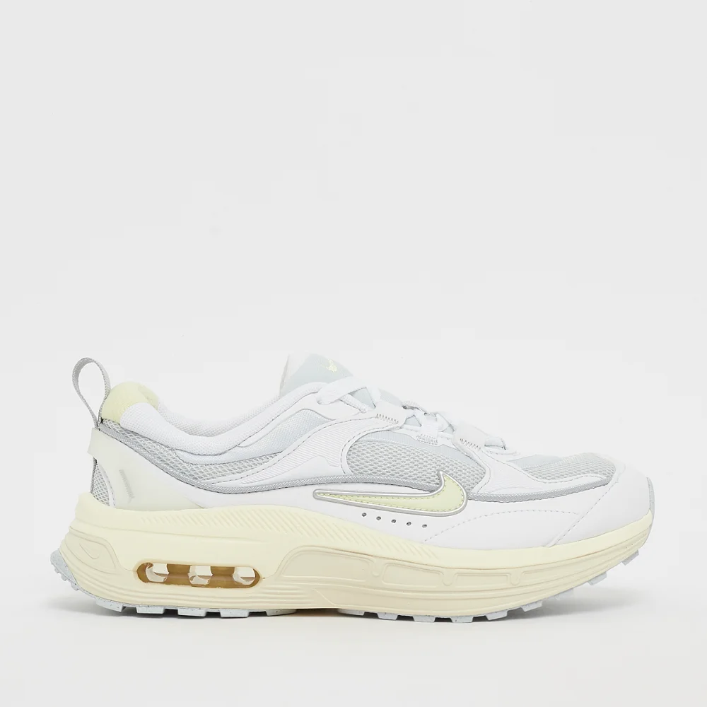 Nike Air Max Bliss Suede FD9861-100 / weiss