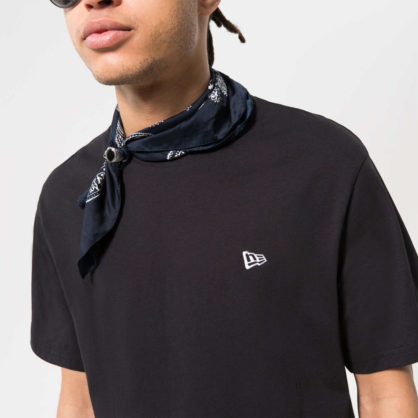 NEW ERA T-SHIRT NE ESSENTIAL NEW ERA Schwarz