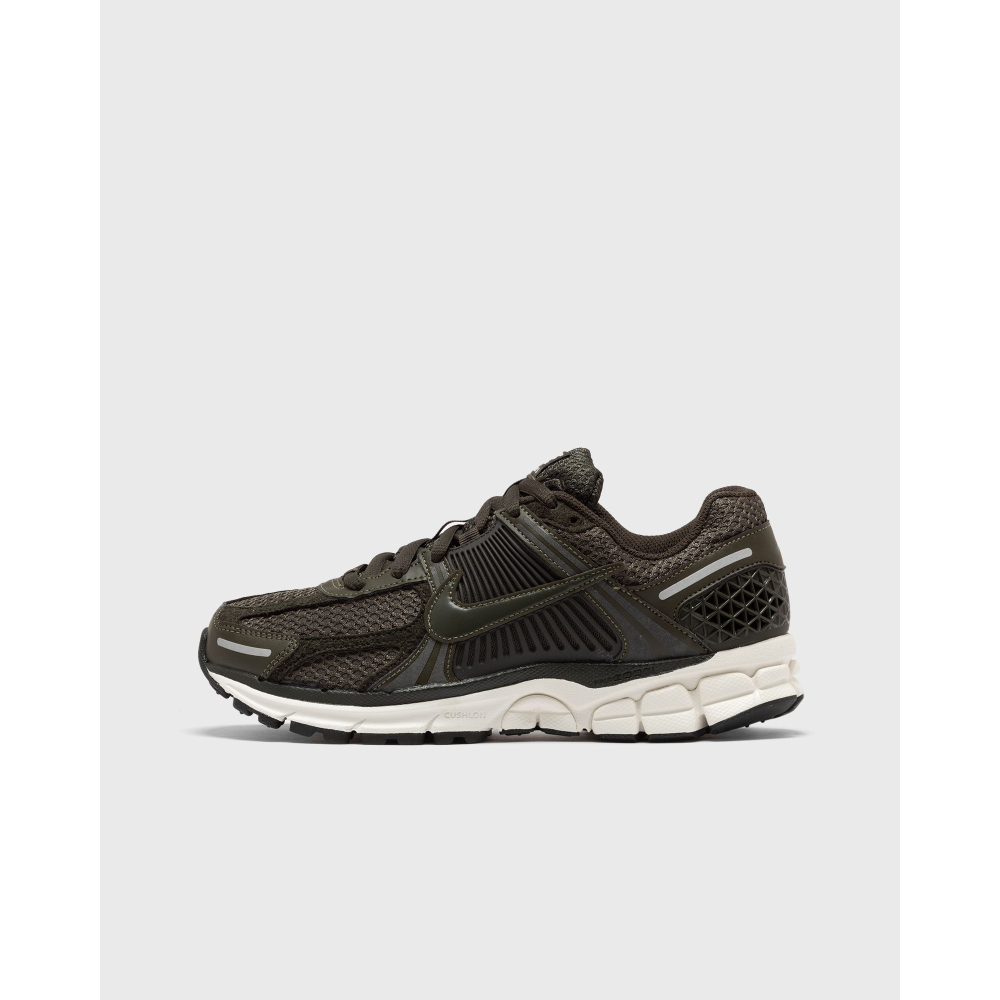 Nike Zoom Vomero 5 WMNS FQ8898-325 / grün