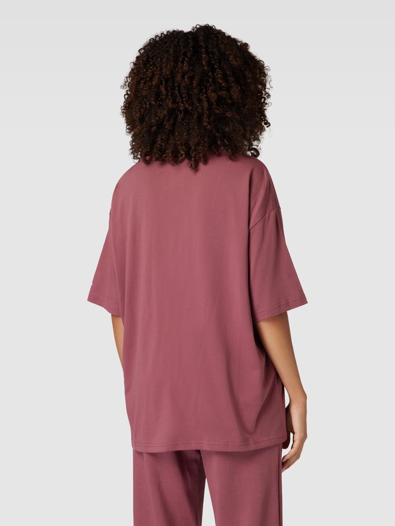 Oversized T-Shirt mit Label-Print in dunkelrot