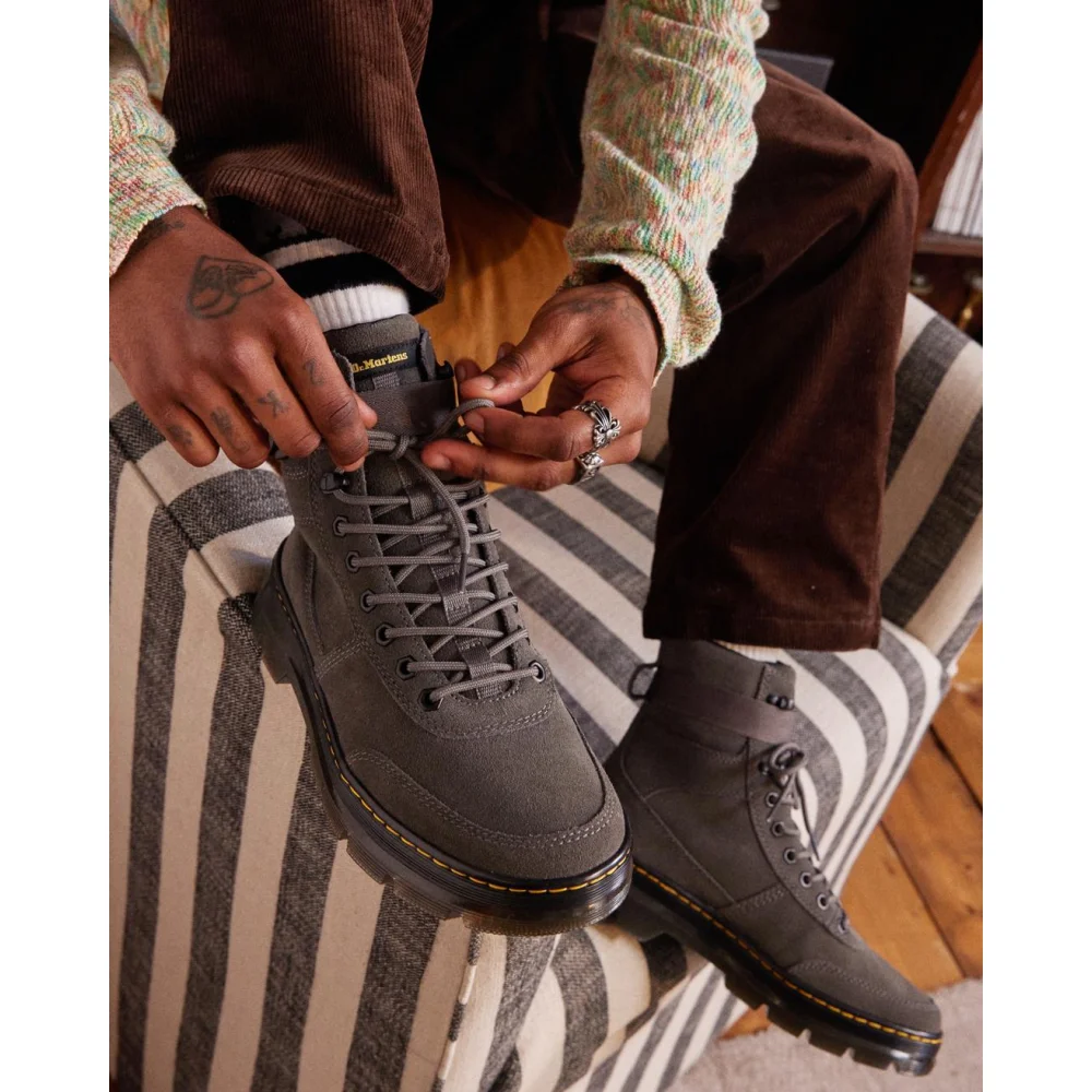 Dr. Martens Combs Tech 31226029 / grau