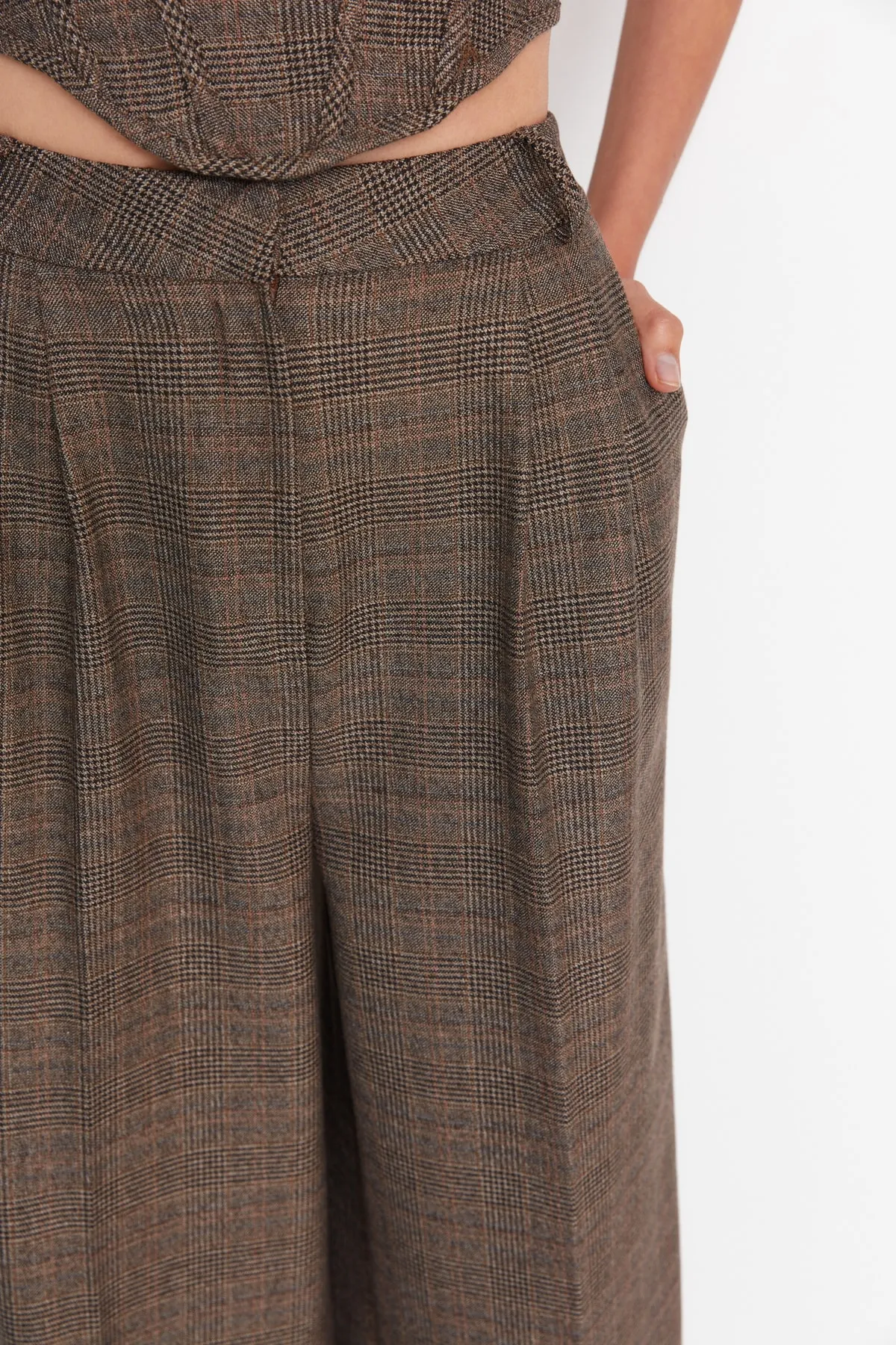Trendyol Collection  Braune gewebte Hose TPRAW23PL00016