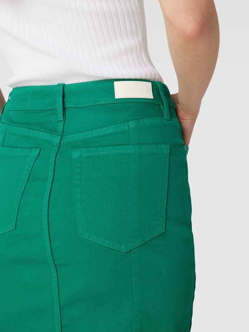 Jeansrock mit Viskose-Anteil in grasgrün