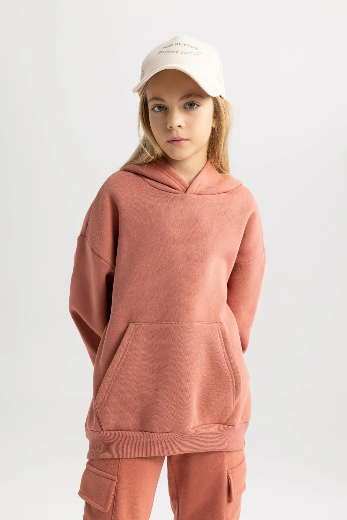 DeFacto  Dickes Kapuzen-Sweatshirt für Mädchen in Oversize-Passform mit weicher, flauschiger Innenseite