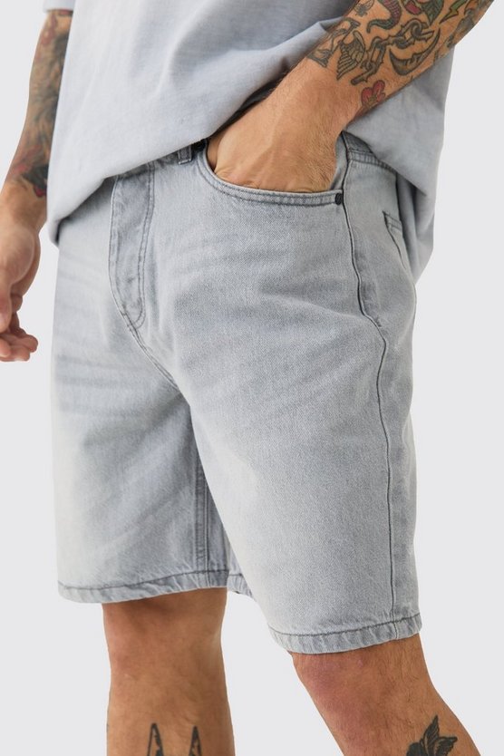 Lockere Jeansshorts in Hellgrau