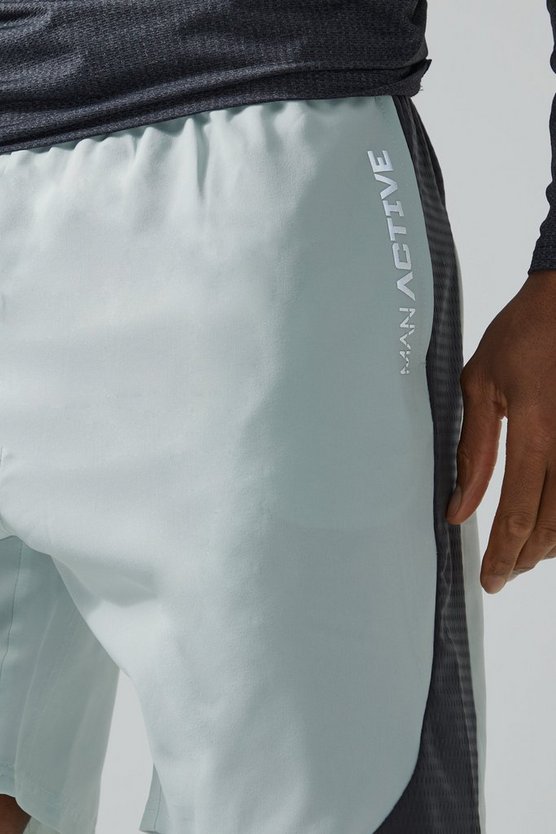 Man Active strukturierte 7 Inch Shorts aus Mesh