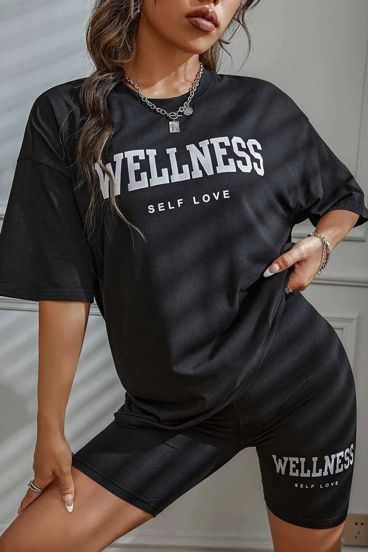 Merry See  Set aus weichem, kurzärmligem Shorts-Oberteil und -Unterteil mit Wellness-Print